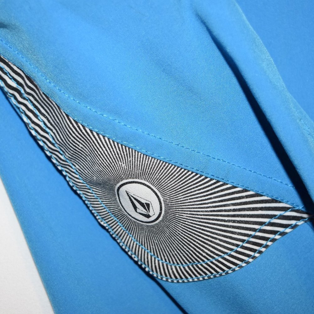 Volcom swiming trunk - Picture 5 of 7
